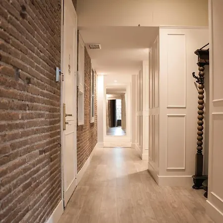 Enjoybcn Miro Apartmán *